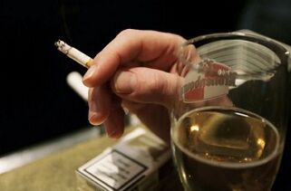 Алкохолът и тютюнопушенето са причините за активирането на човешкия папиломен вирус